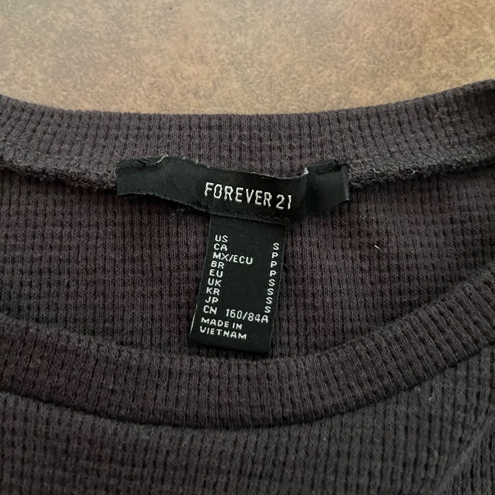 wild fable Teal Cargo/parachute Pants w/ forever 21 cropped graphic t - Picture 2 of 8